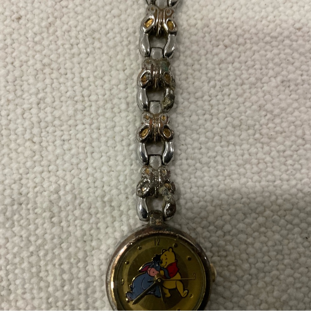 Vintage Disney Watch Pooh & Eeyore. New battery. Butterfly band has corrosion.